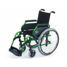 Кресло-коляска инвалидная Titan Breezy 300, ширина сидения 49 см (LY-710-300/49) Кресло-коляска инвалидная Titan Breezy 300, ширина сидения 49 см (LY-710-300/49)